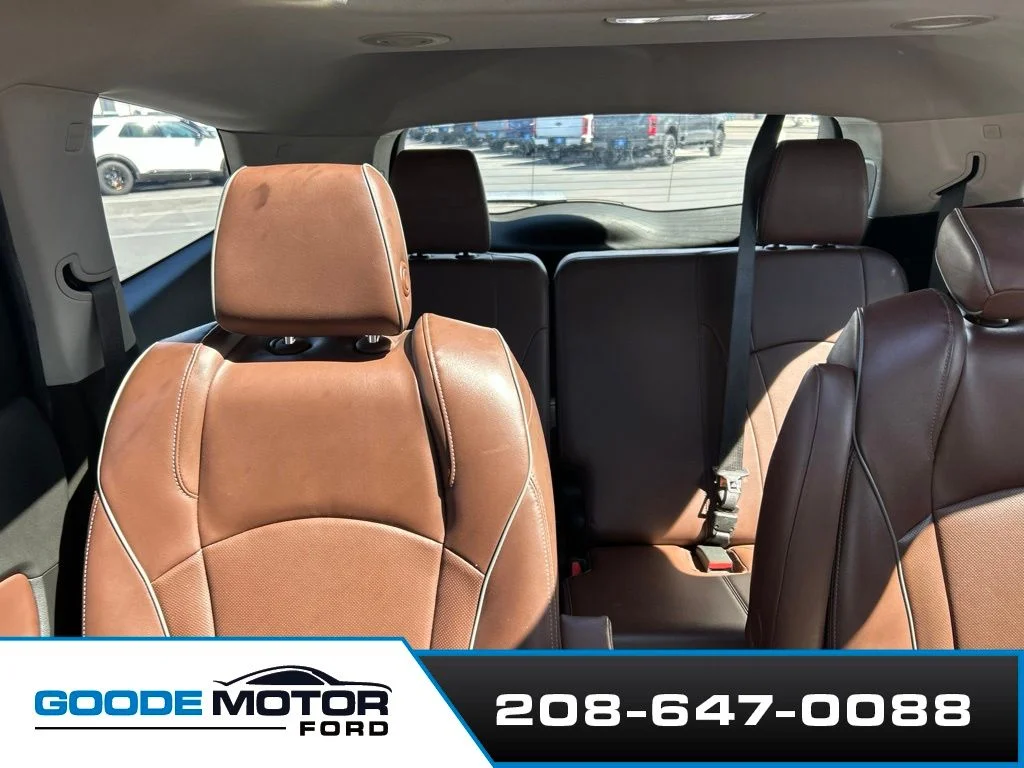 Used 2018 Dark Slate Metallic Buick Avenir image 12