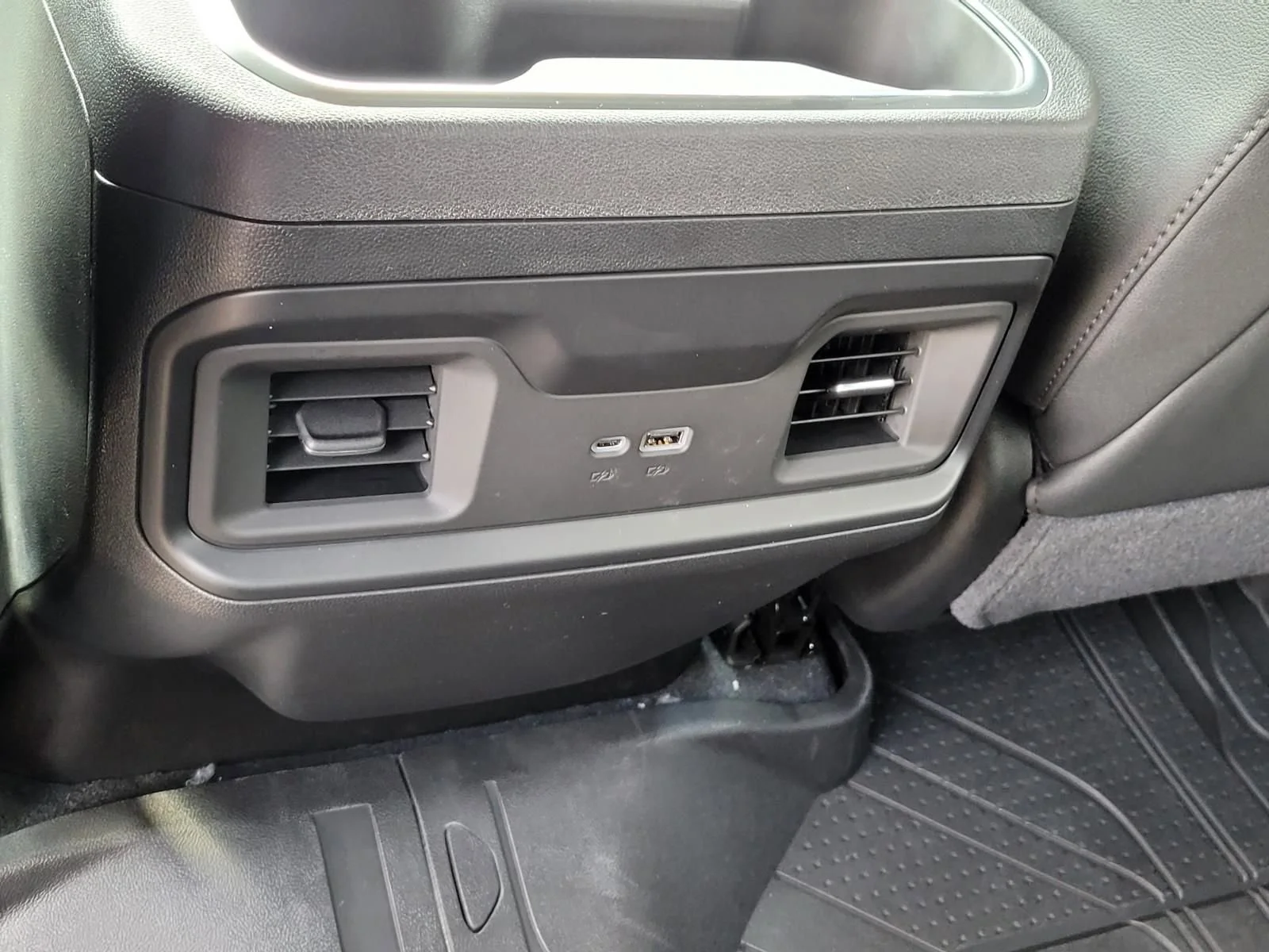 2026 Chevrolet Silverado 1500 RST - Photo 11