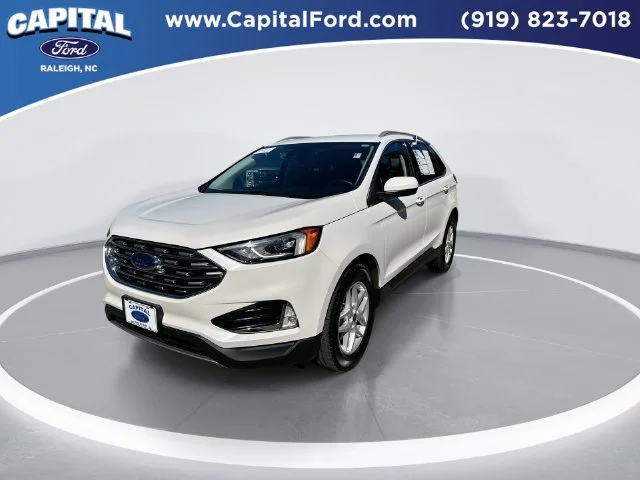 Used 2022 White Ford SEL image 4