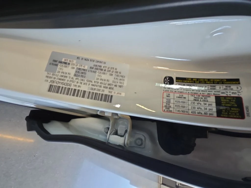 Used 2021 White Mazda Touring image 25