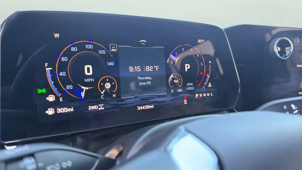 Used 2025 Black Chevrolet Premier image 21