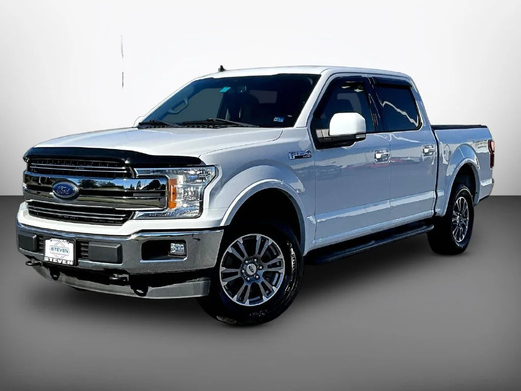 Used 2020 White Ford Lariat image 3