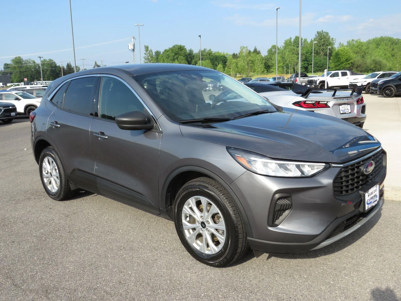 Used 2023  Ford Active image 5