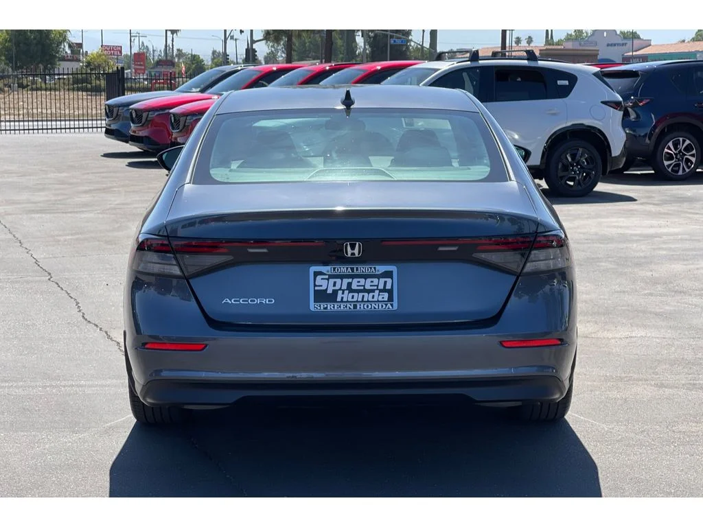 Used 2024 Meteorite Gray Metallic Honda LX image 4
