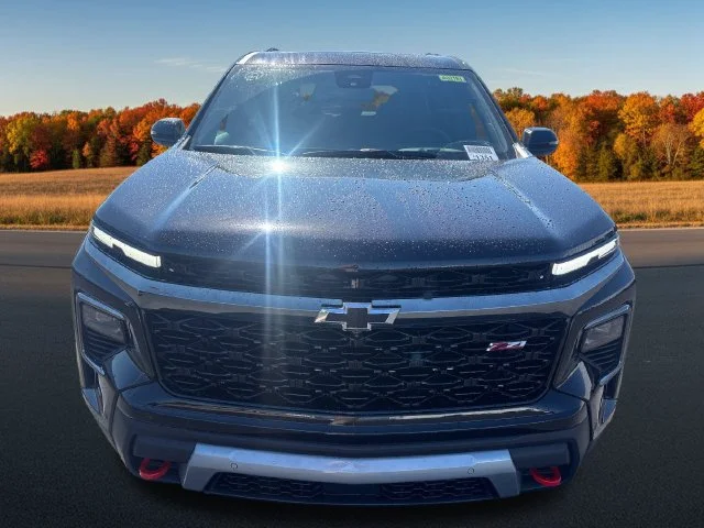 New 2026 Mosaic Black Metallic Chevrolet Z71 image 8