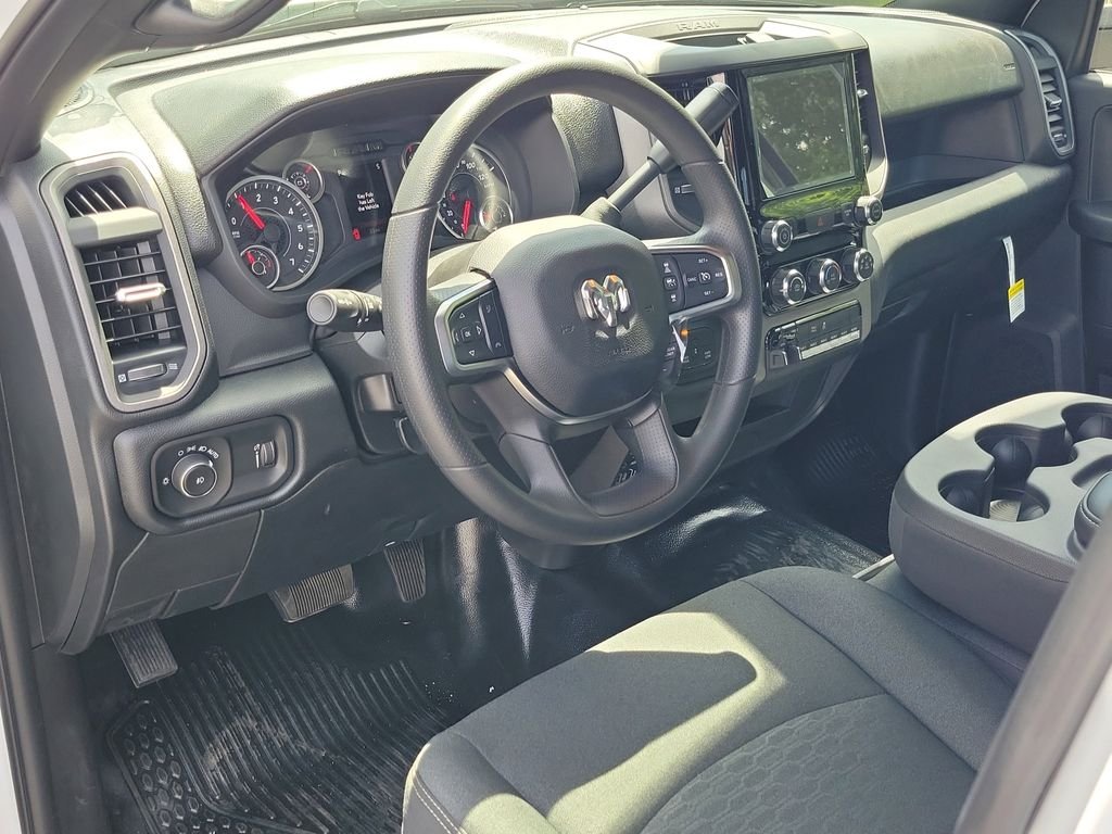New 2026 Bright White Clearcoat RAM Tradesman image 14