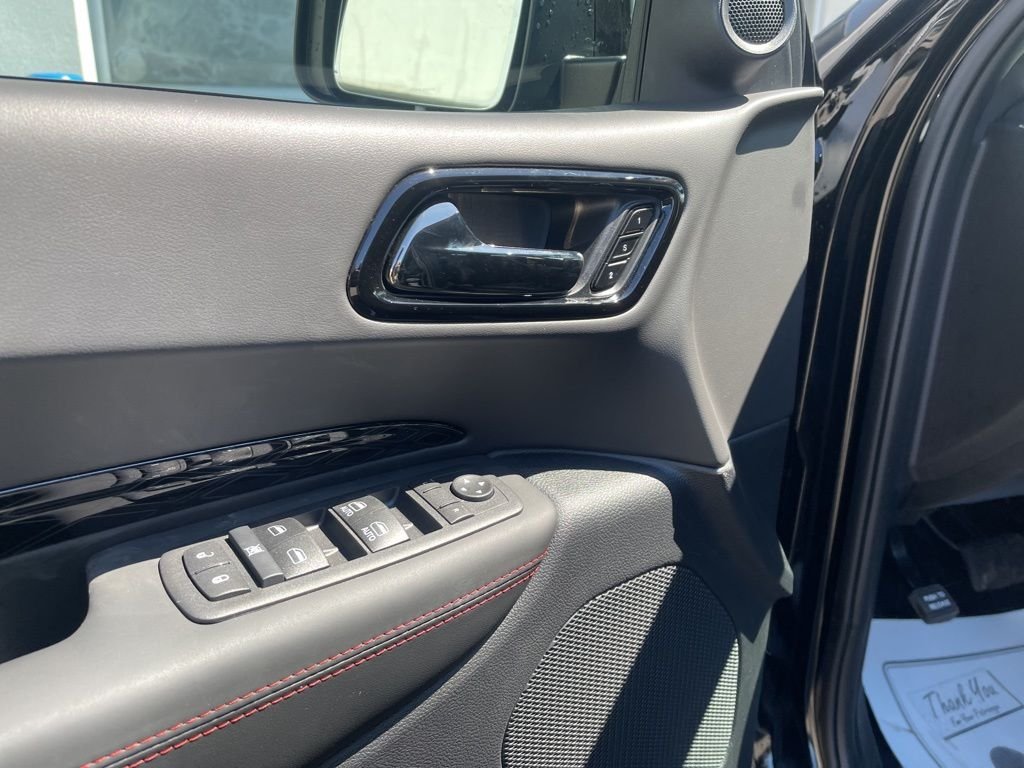 New 2026 Diamond Black Clear-Coat Exterior Paint Dodge GT Plus image 10