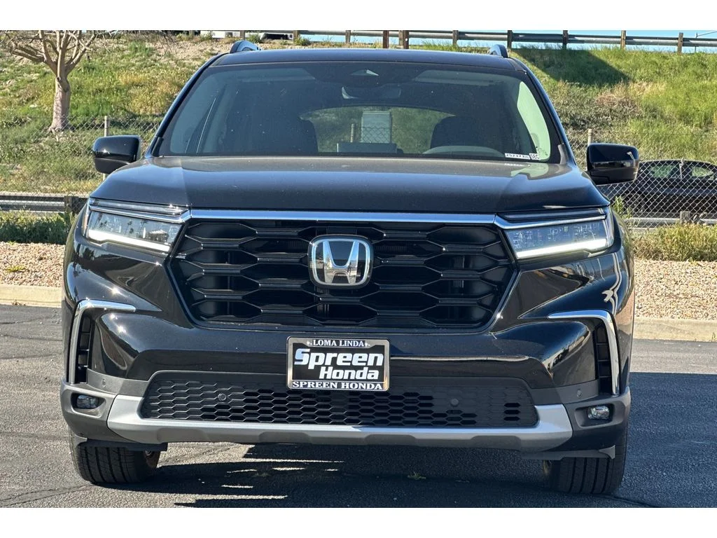 2025 Honda Pilot Touring - Photo 10
