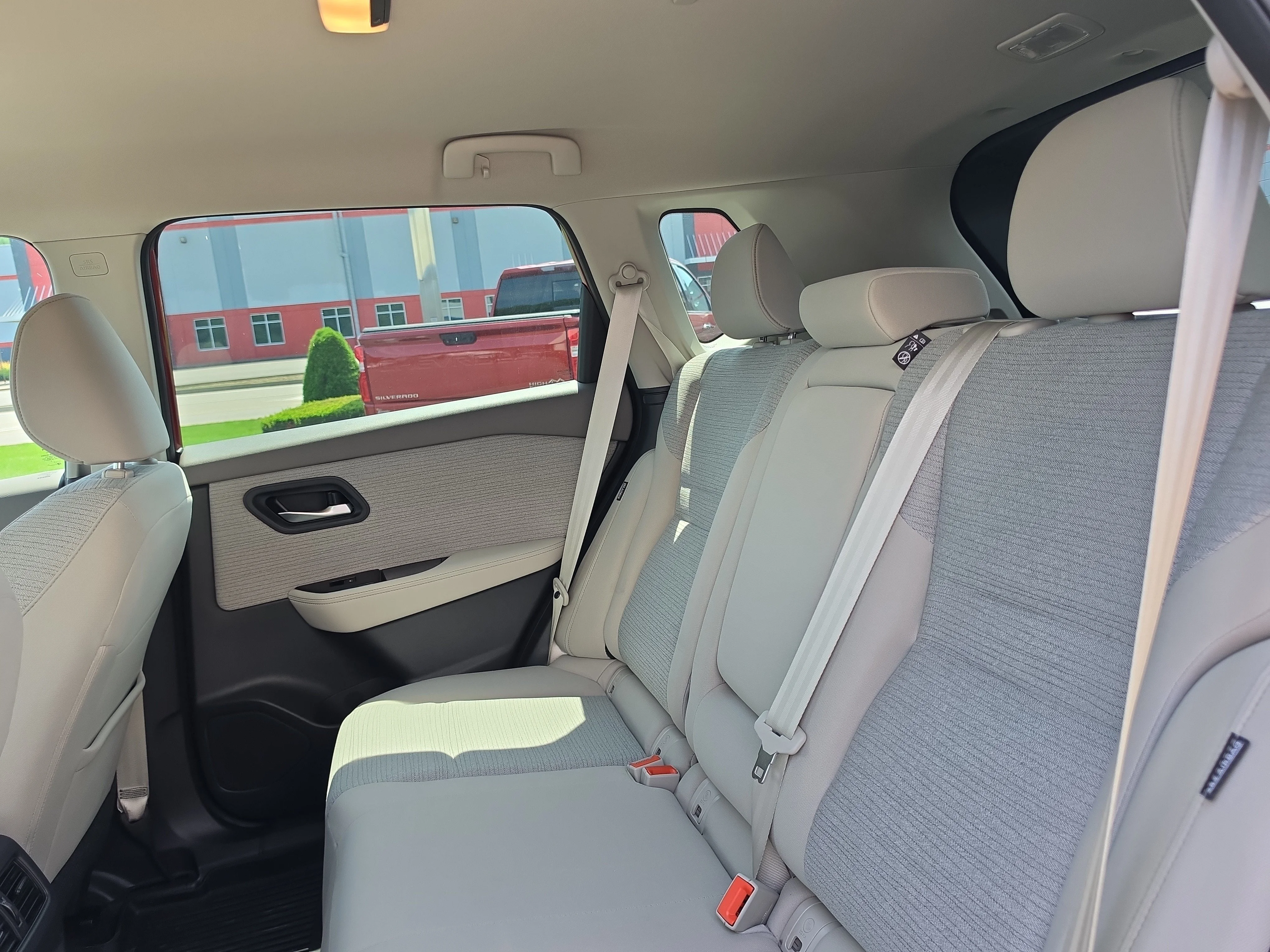 Used 2023 Scarlet Ember Tintcoat Nissan SV image 14