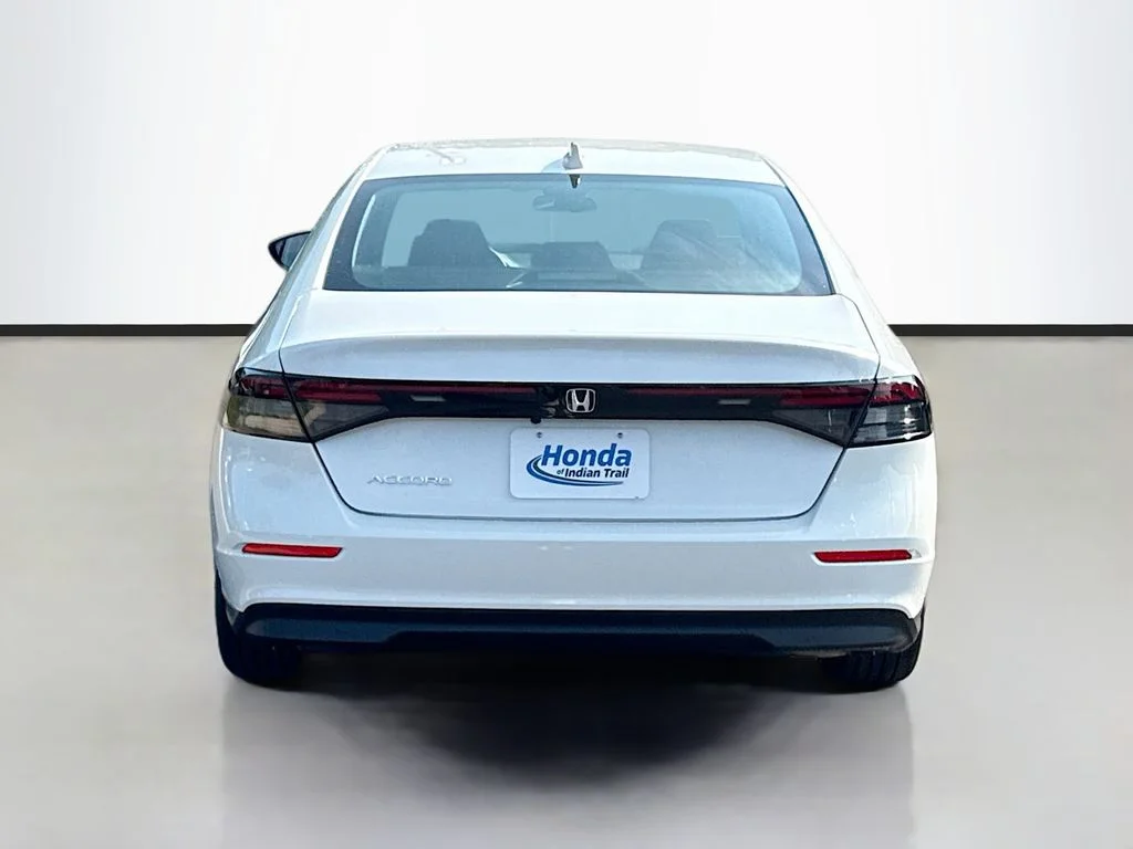 New 2026 Platinum White Pearl Honda LX image 7