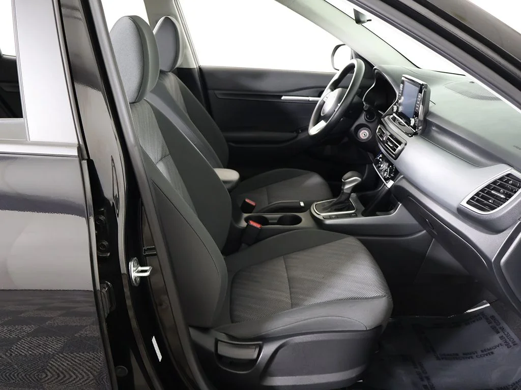 Used 2023 Black Kia LX image 27