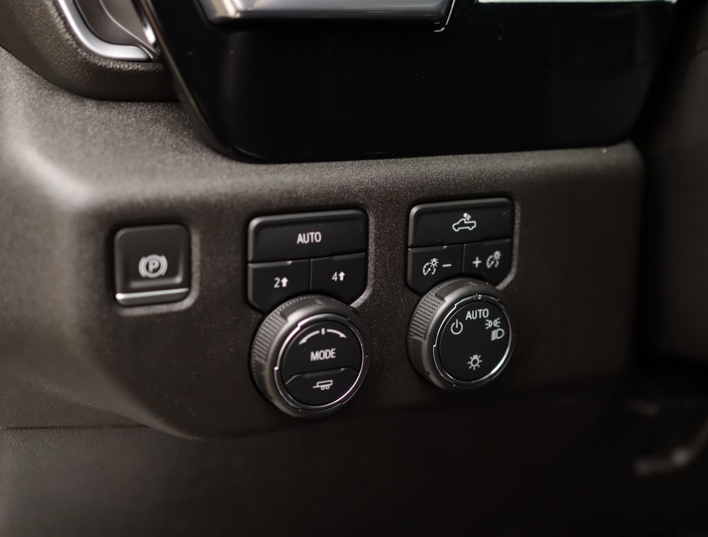 Used 2023 Summit White Chevrolet LT image 10