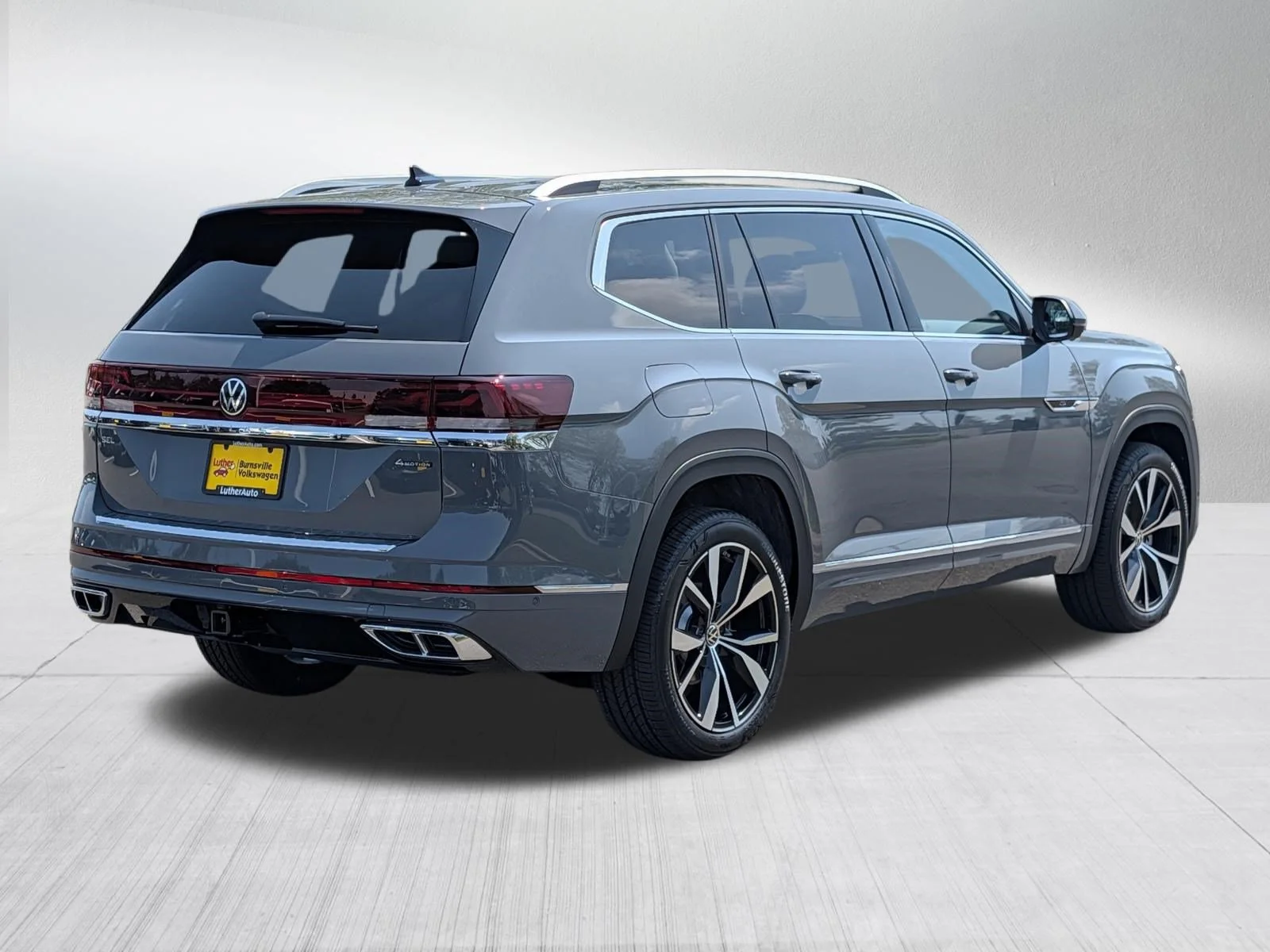 New 2026 Pure Gray Volkswagen 2.0T SEL Premium R-Line image 4