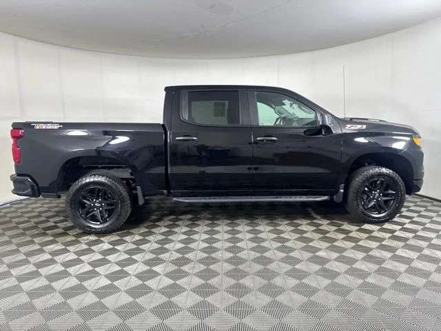 Used 2025 Black Chevrolet Custom Trail Boss image 2