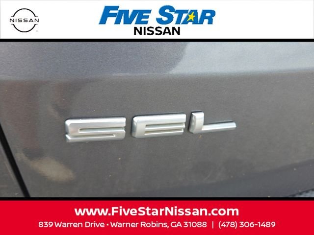 Used 2021 Gray Ford SEL image 11