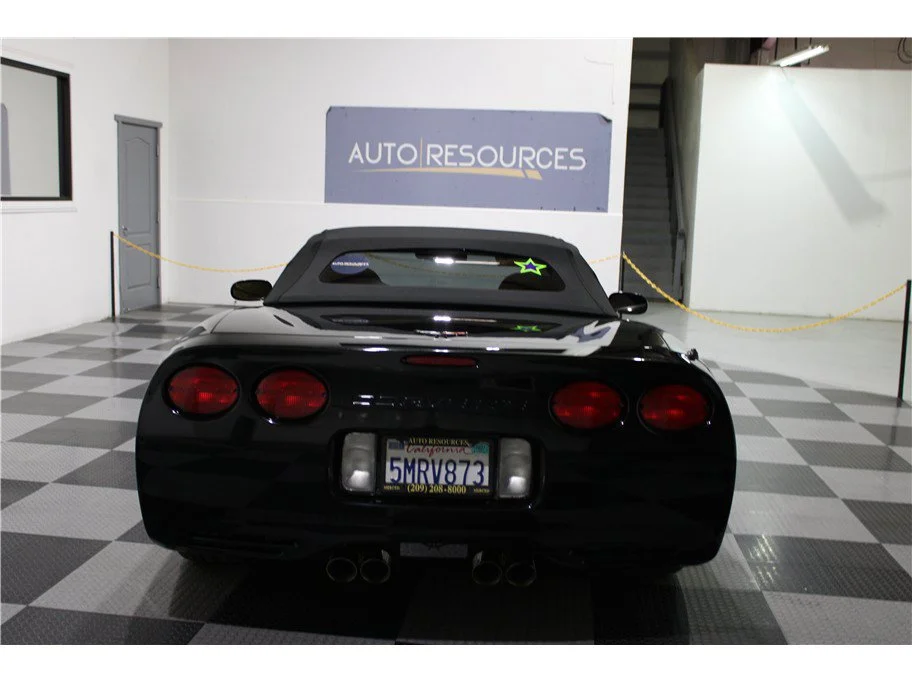 Used 2002 Black Chevrolet Convertible 2D image 5