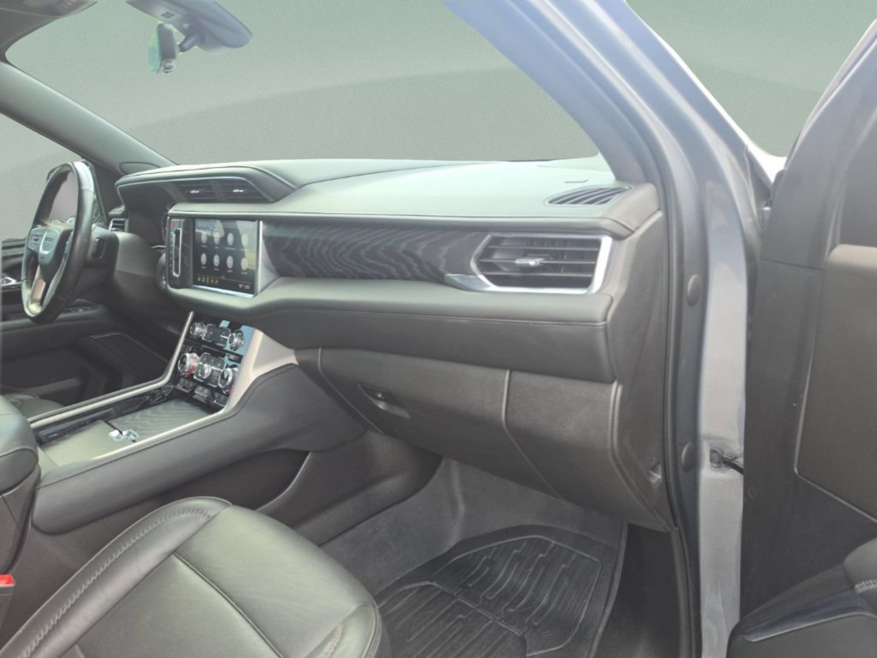 Used 2021 SATIN STEEL METALLIC GMC Denali image 26