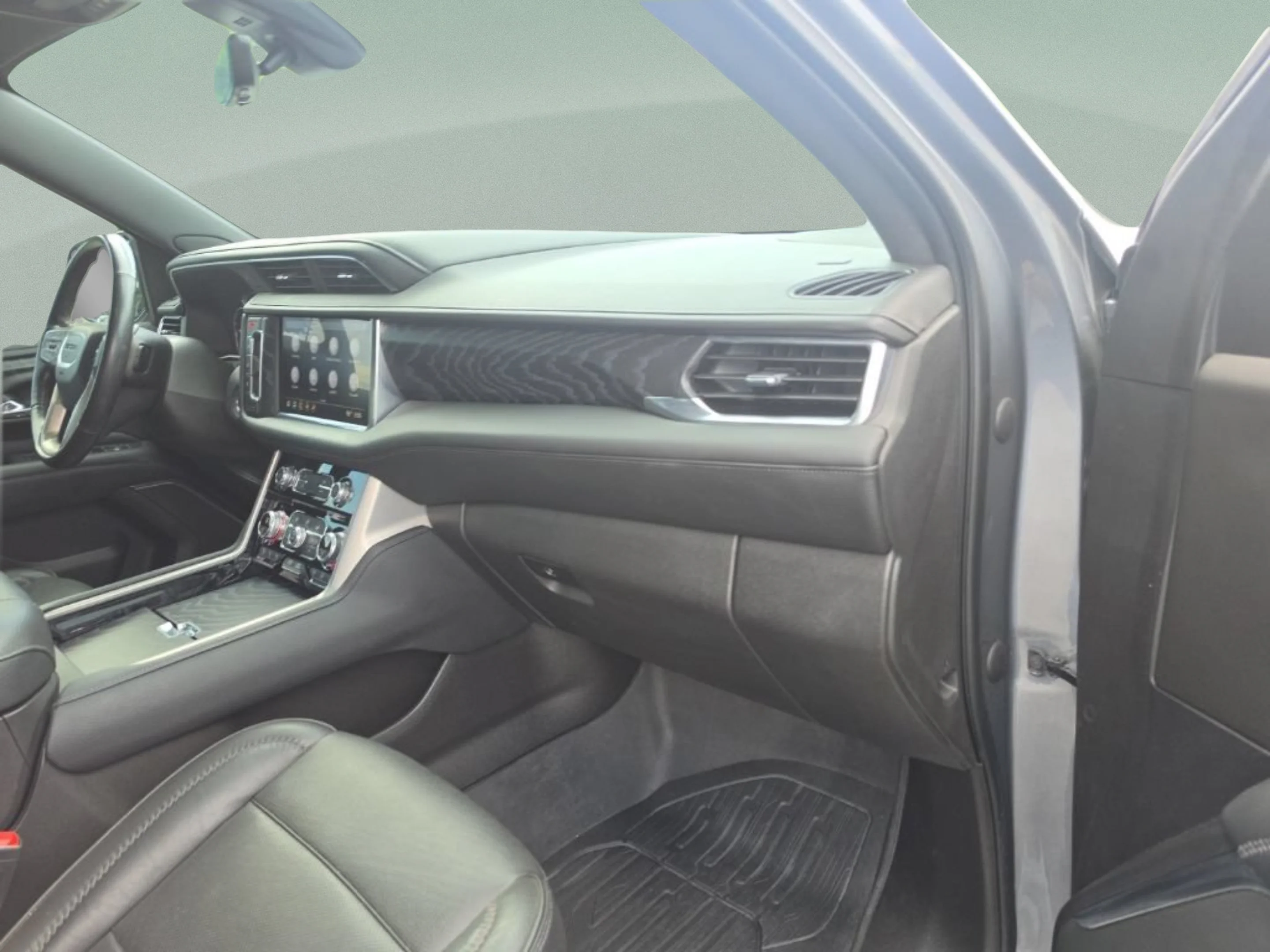 Used 2021 SATIN STEEL METALLIC GMC Denali image 26