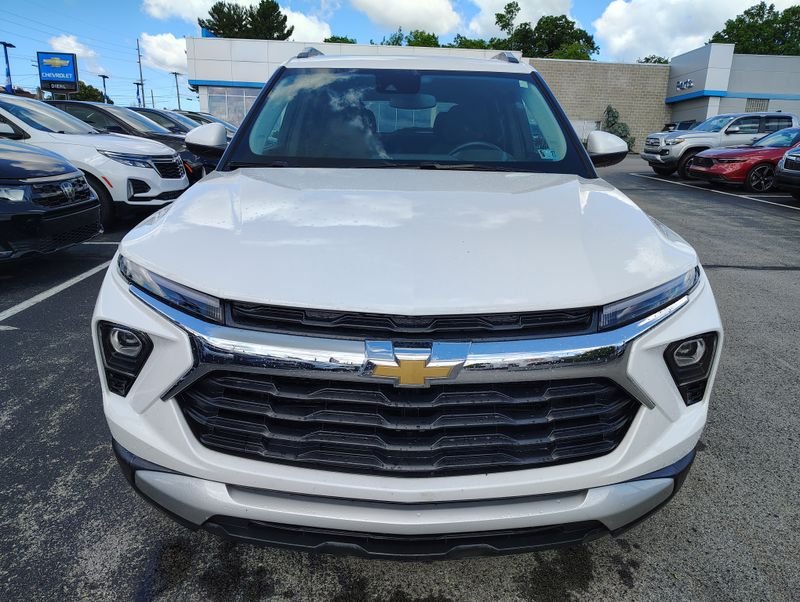Used 2024 White Chevrolet LT image 2