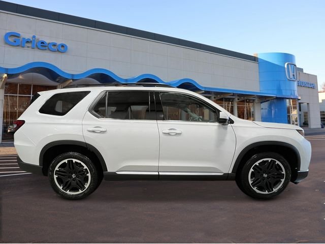 New 2026 Platinum White Pearl Honda Touring image 8