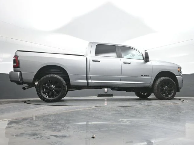 Used 2023 Silver Ram Laramie image 25