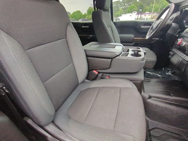 Used 2019 Red GMC SLE image 34