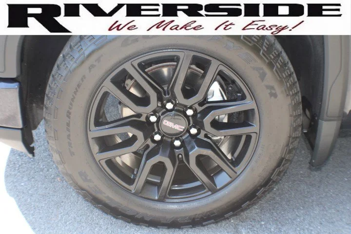 Certified Used 2023 Titanium Rush Metallic GMC Elevation image 5