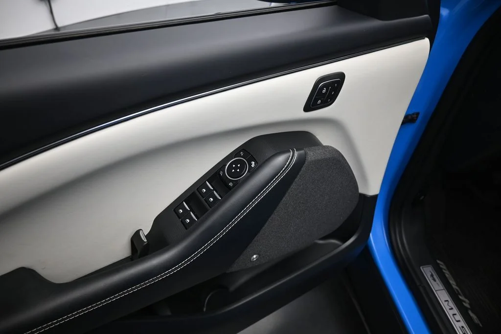 Used 2023 Blue Ford Premium image 10