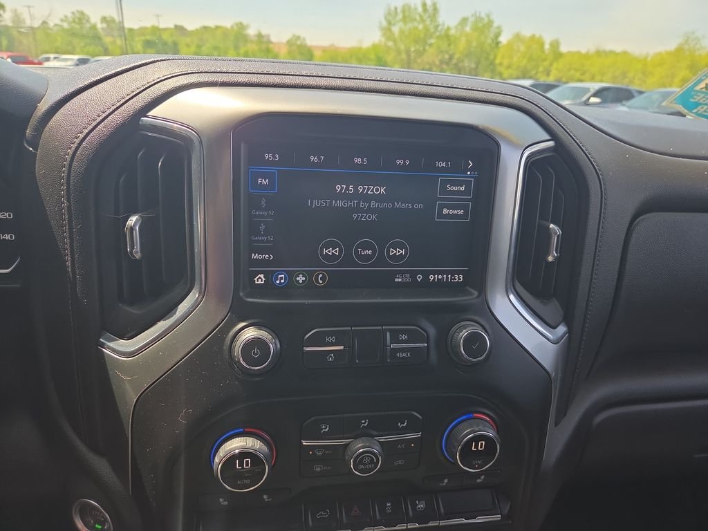 Used 2021 White Chevrolet RST image 17