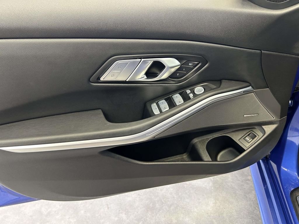 Used 2025 Blue BMW M340i image 17