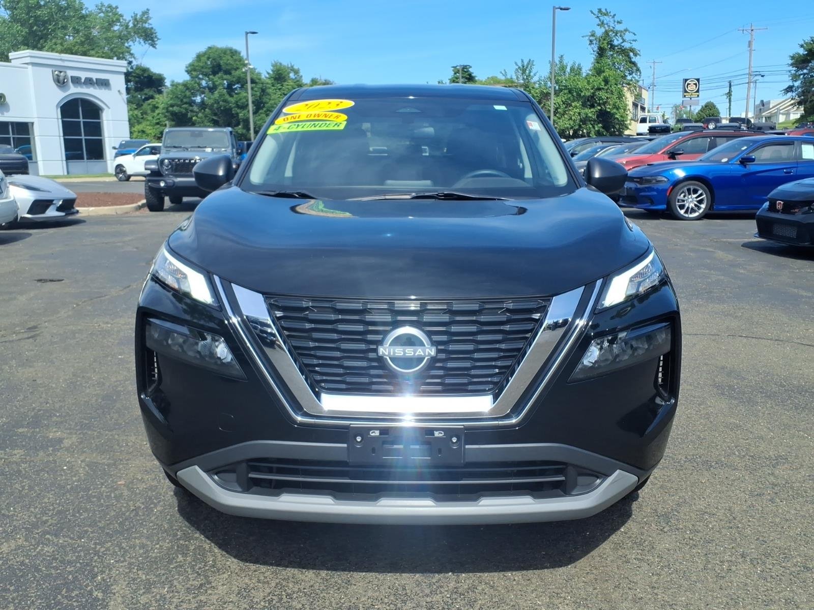Used 2023 Black Nissan S image 2
