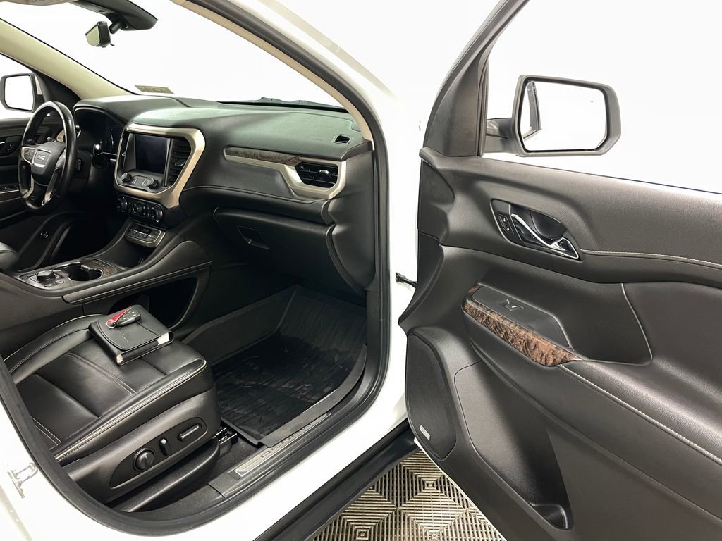 2021 GMC Acadia Denali - Photo 40