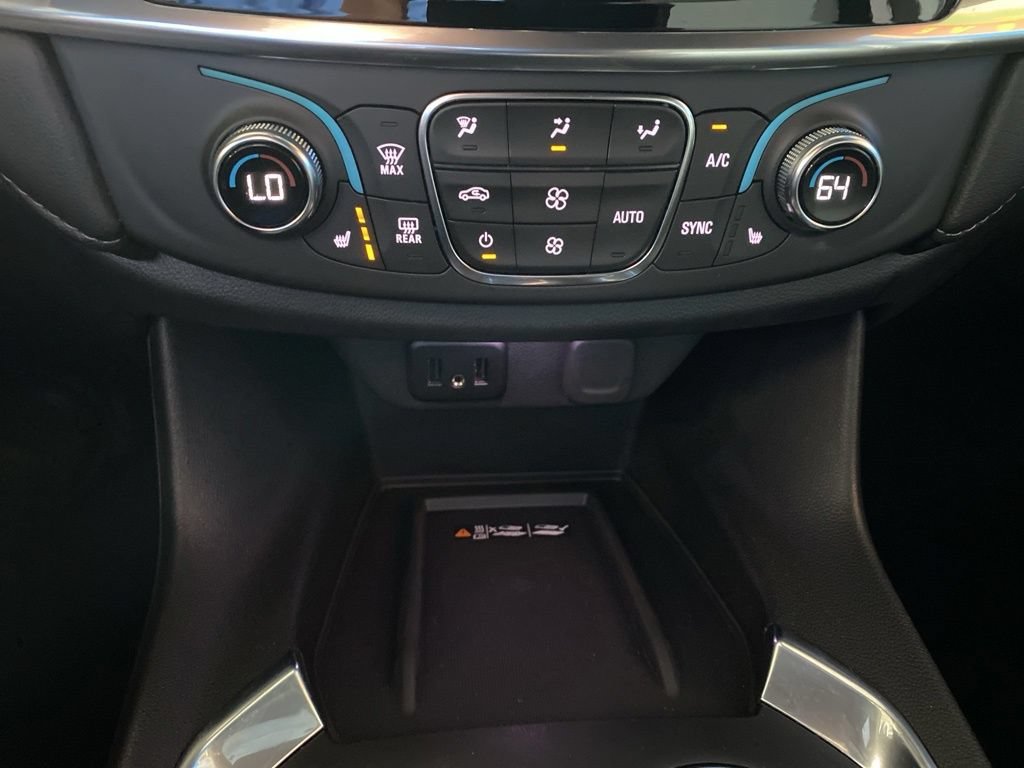 Used 2023 STERLING GRAY METALLIC Chevrolet LT Cloth image 7