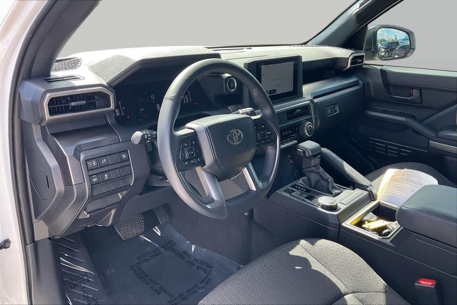 Used 2025 Ice Cap Toyota SR5 image 17