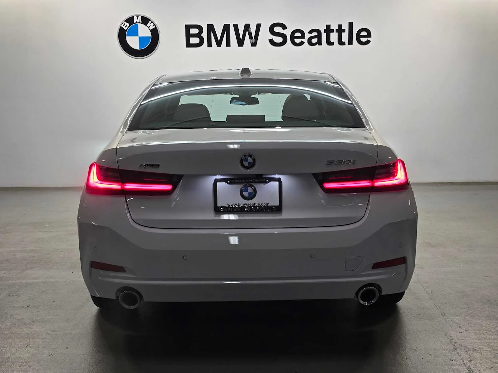 New 2026 Alpine White BMW NA xDrive image 5