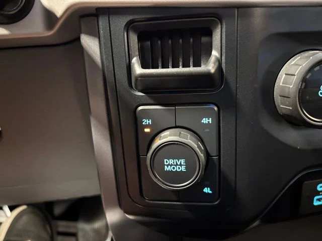 Used 2023 Gray Ford XLT image 22