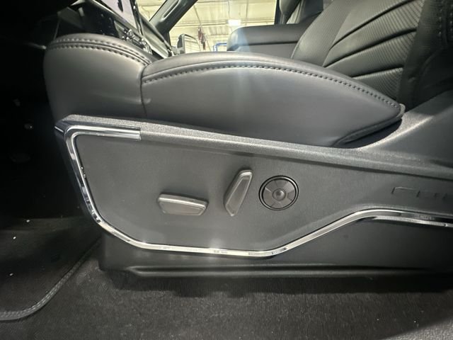 New 2026 Agate Black Metallic Ford F-250® Platinum® image 18