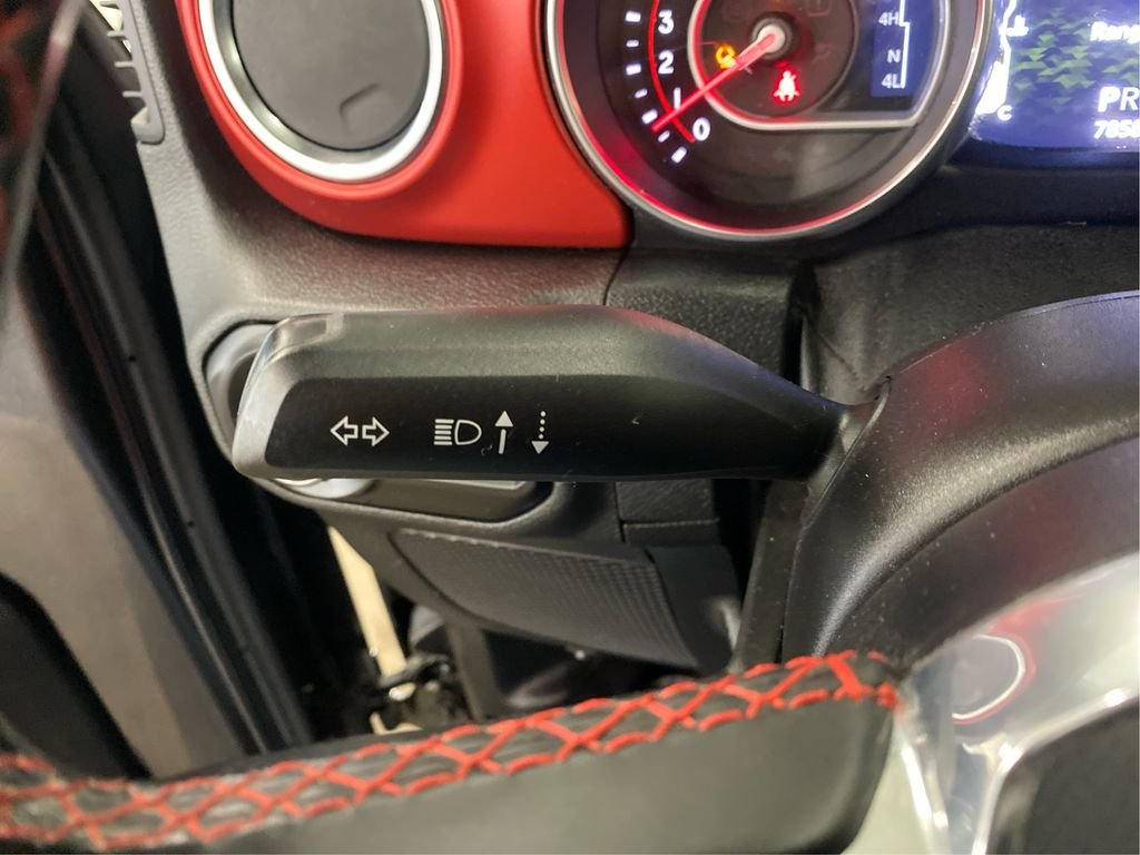 Used 2021 Gray Jeep Rubicon image 17