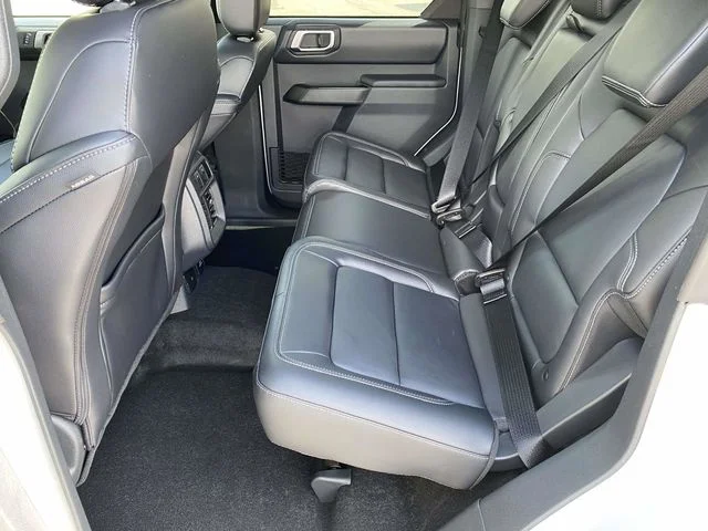 New 2026 Avalanche Ford Outer Banks® image 11