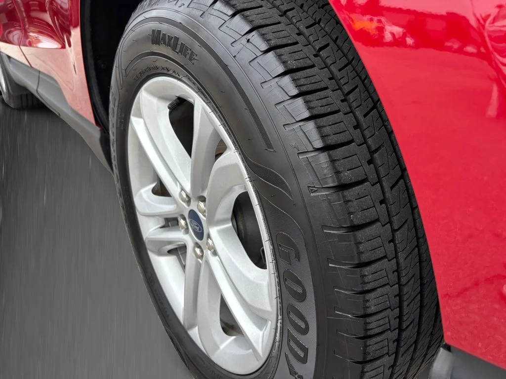 Used 2020 Red Ford SEL image 53