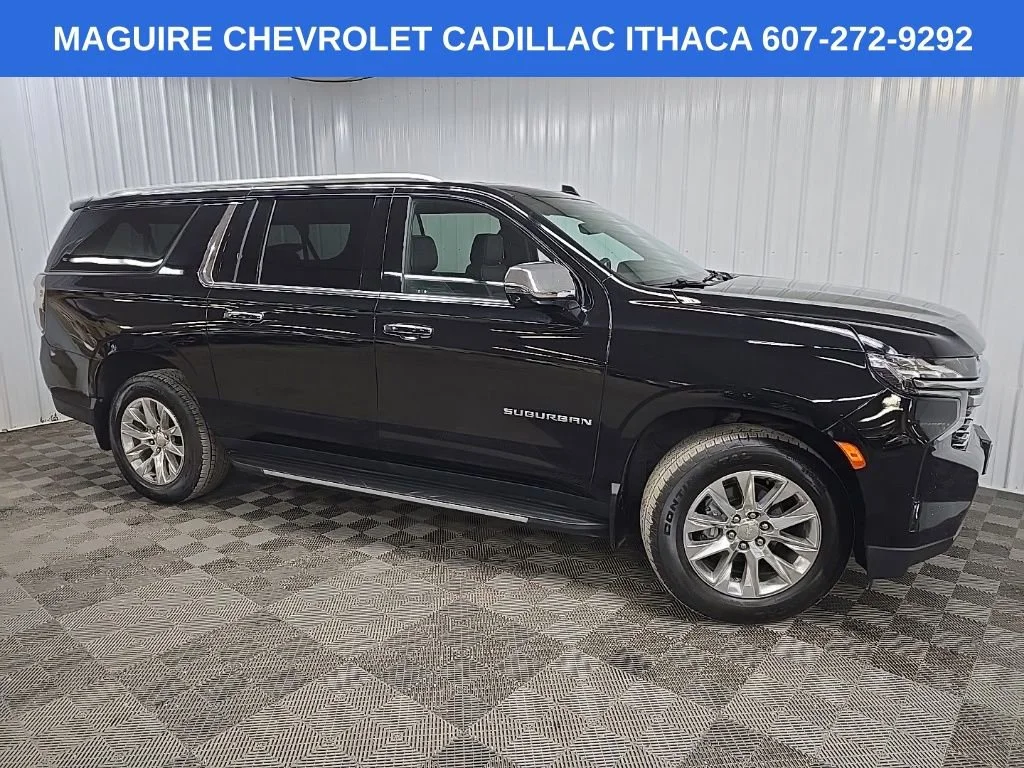 2021 Chevrolet Suburban 4WD 1500 RST's photo