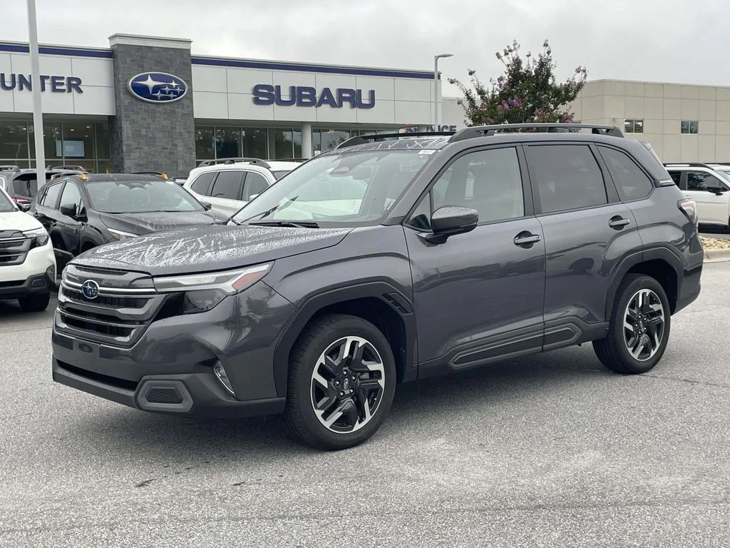 Used 2025 Magnetite Gray Metallic Subaru Limited image 22
