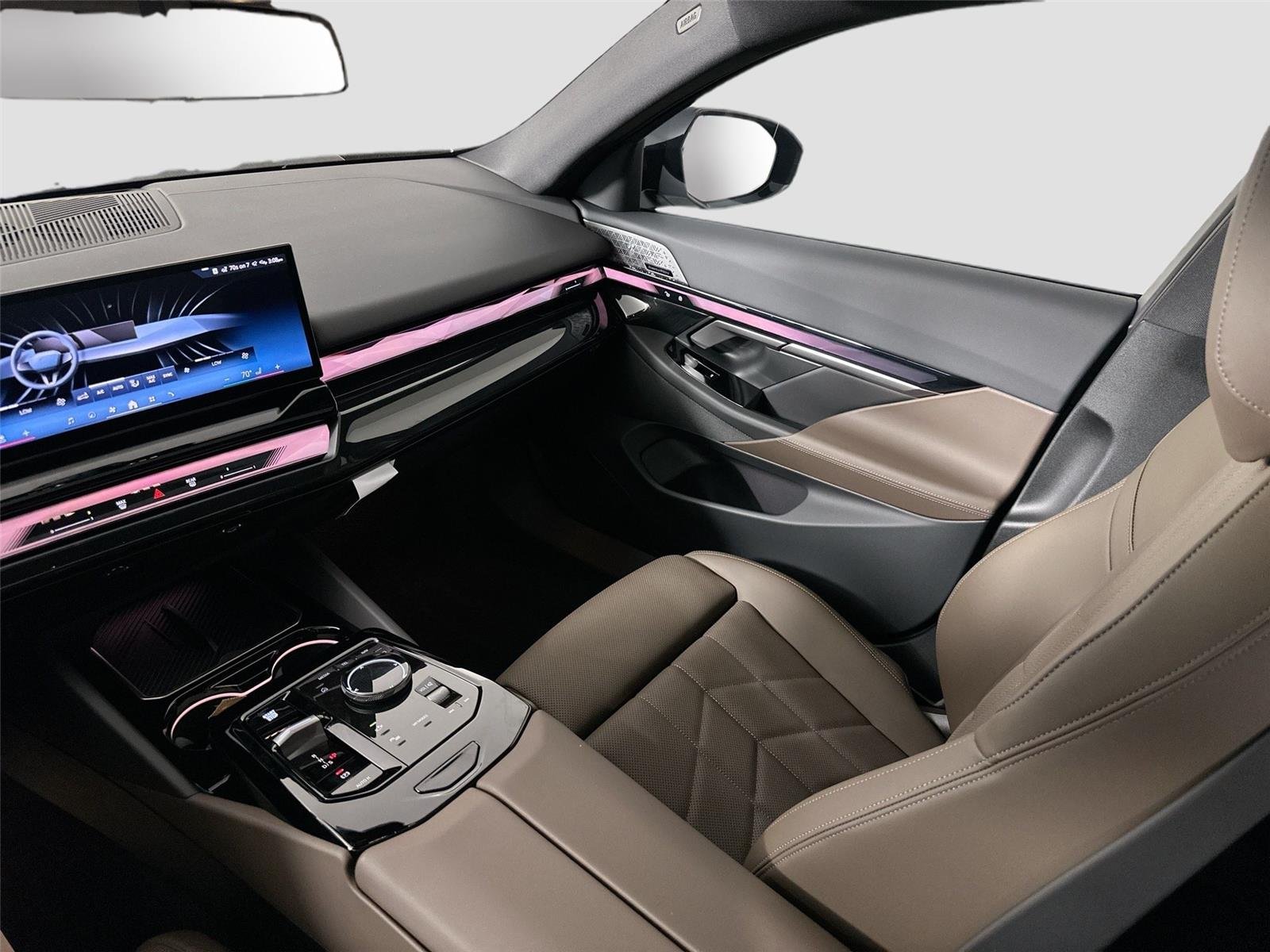 New 2026 Carbon Black Metallic BMW 530i xDrive image 26