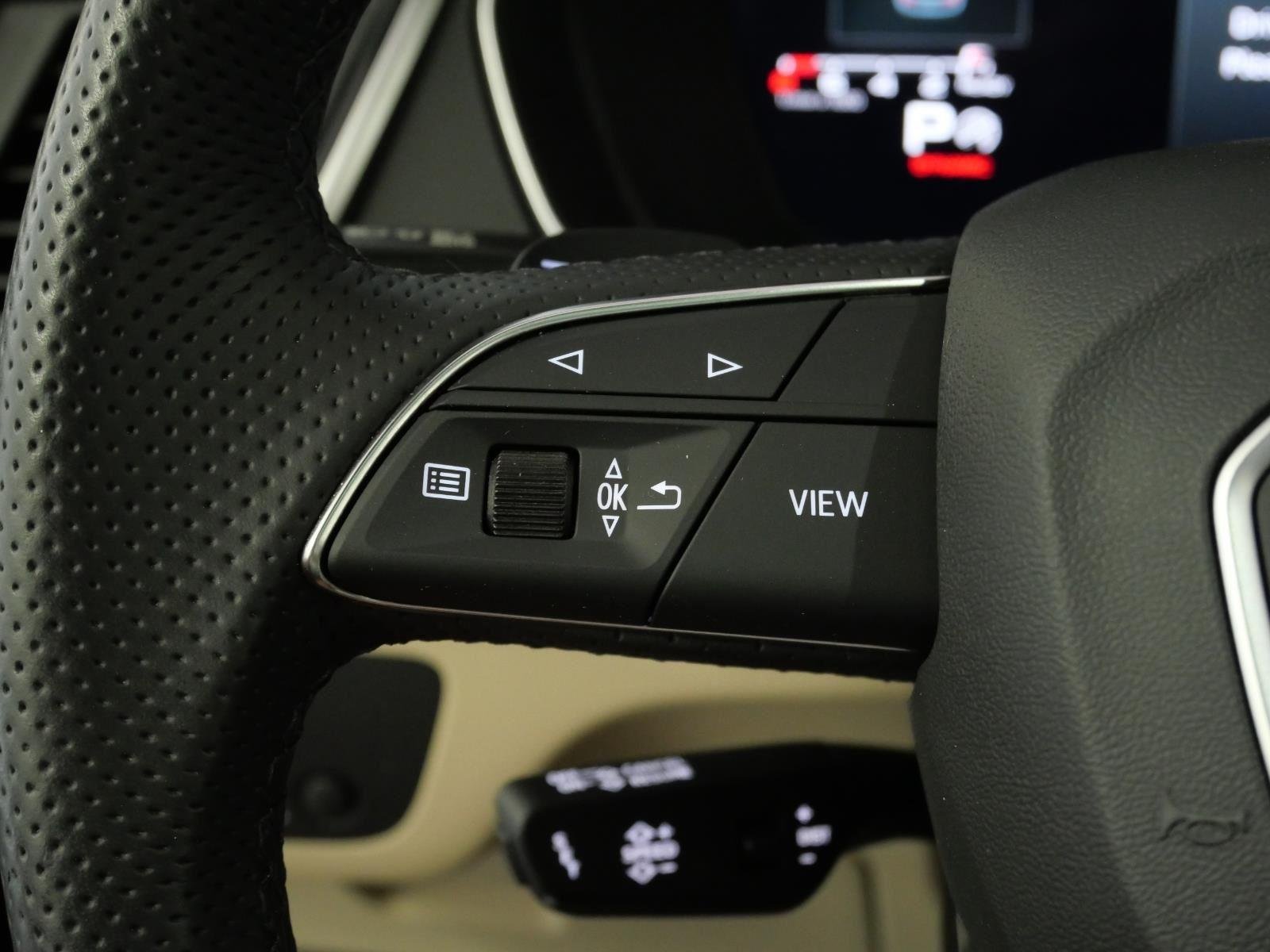 Used 2025 Mythos Black Metallic Audi S line Premium Plus image 17