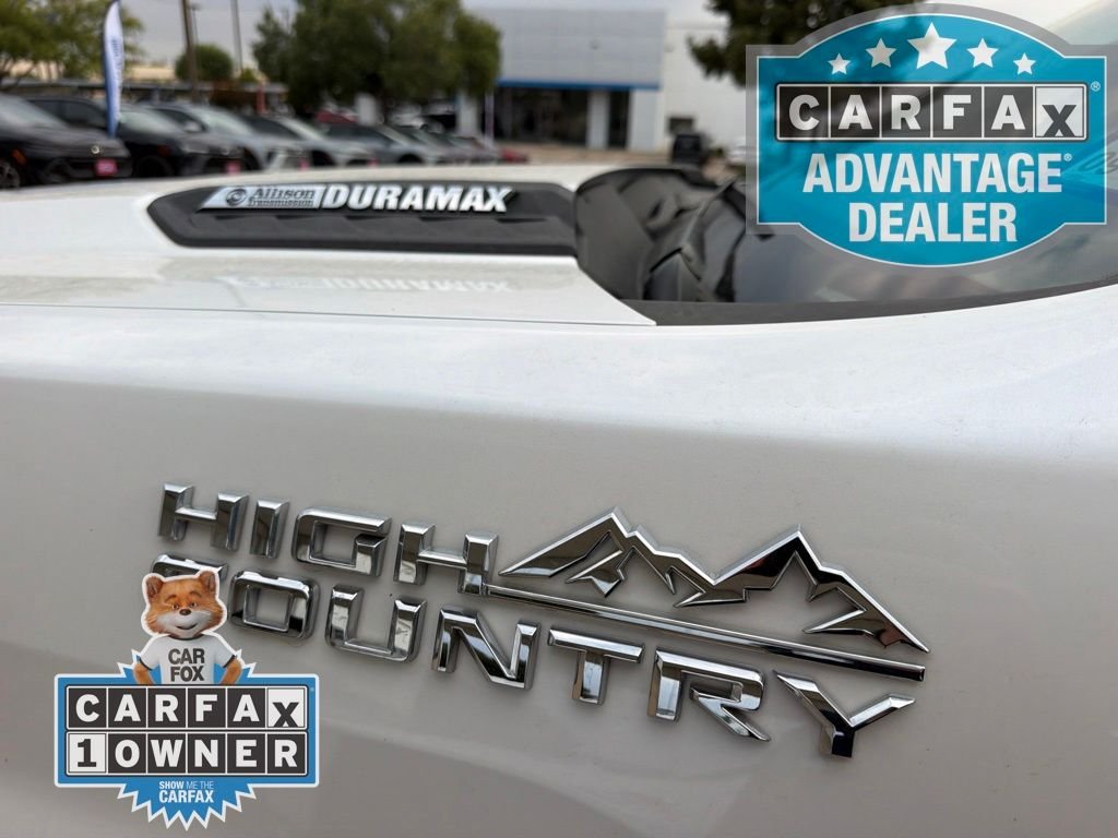 Used 2025 Iridescent Pearl Tricoat Chevrolet High Country image 12