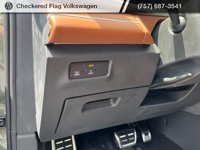 New 2026 Green Volkswagen 2.0T SEL R-Line Turbo image 21