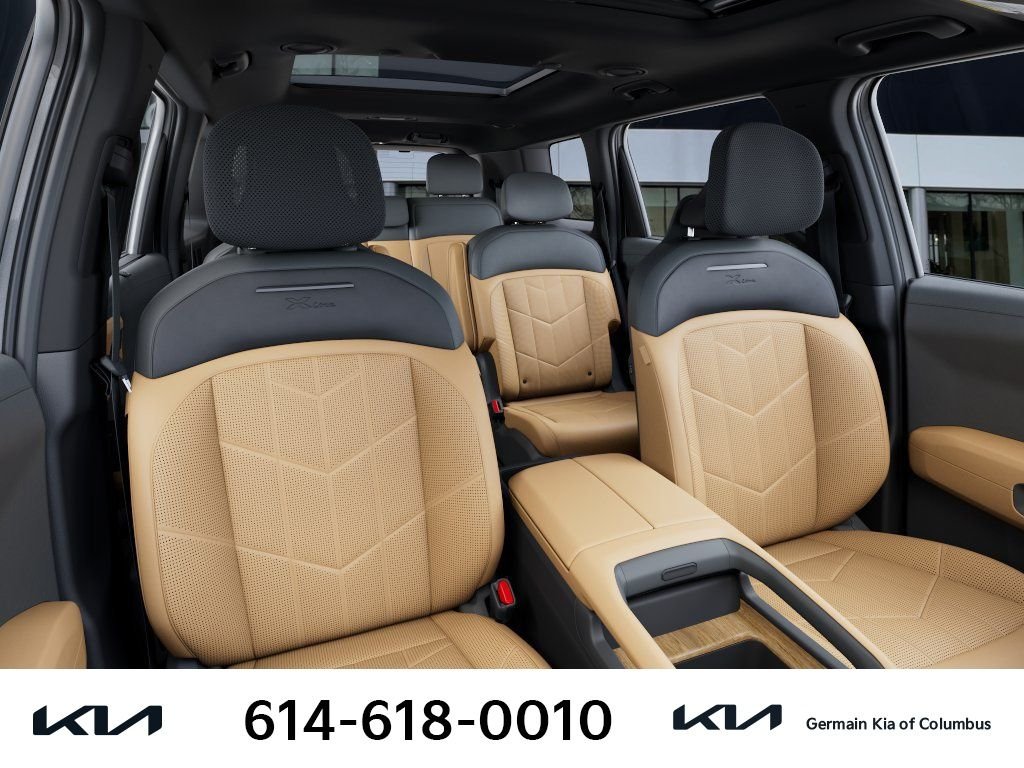 New 2027 White Kia X-Line SX image 18