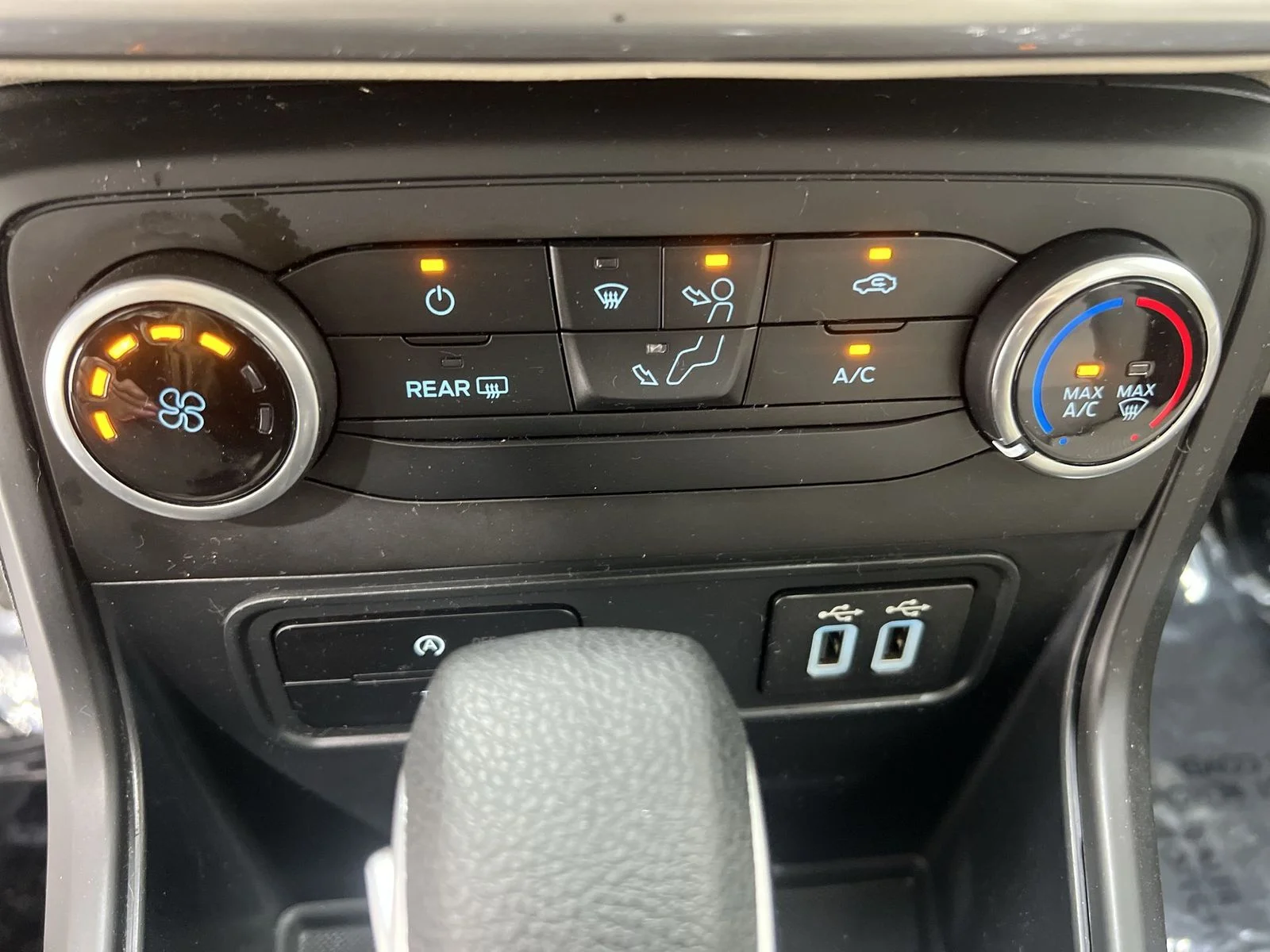 Used 2021 Blue Ford S image 18