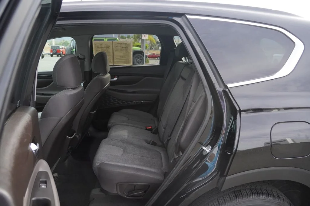 Certified Used 2020 Black Hyundai SE image 28