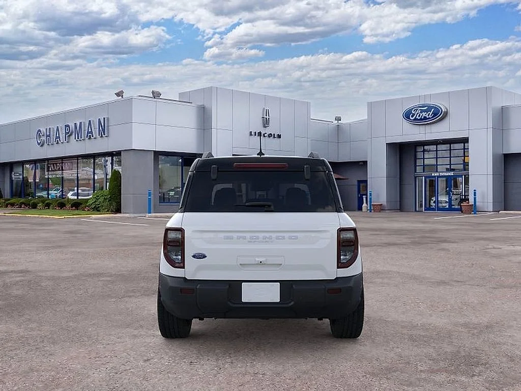 New 2026 Oxford White Ford Outer Banks® image 5